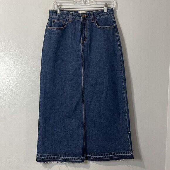 BDG Denim Skirt Size Small NEW Slit Raw Hem Jean Urban Outfitter Boho Casual - Picture 1 of 11